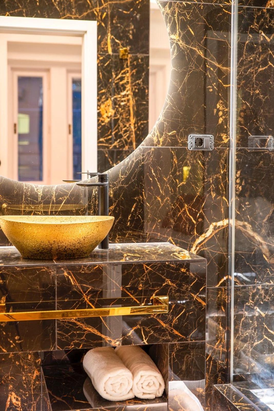 Vip Jacuzzi Luxury Διαμέρισμα Βουδαπέστη Εξωτερικό φωτογραφία