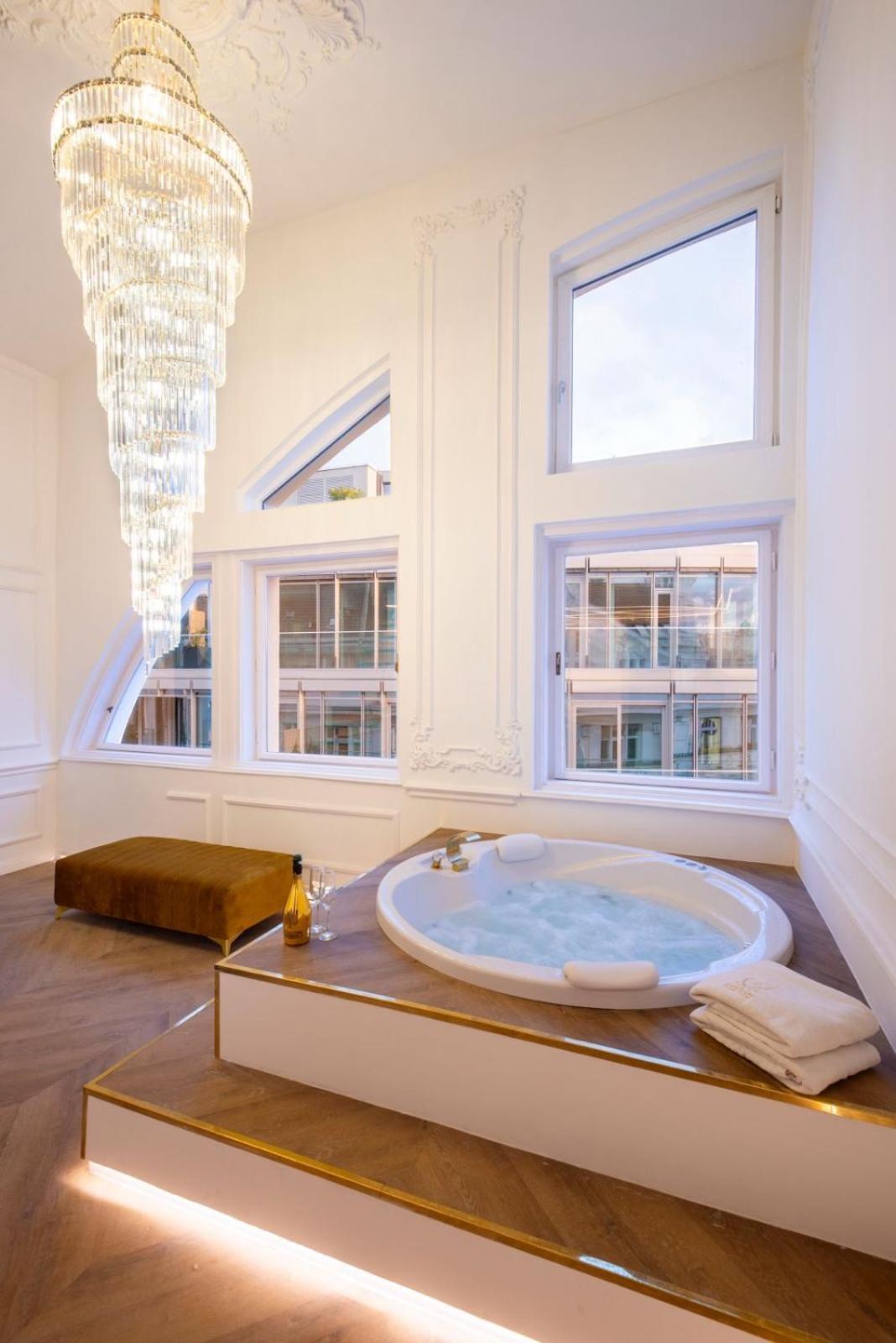 Vip Jacuzzi Luxury Διαμέρισμα Βουδαπέστη Εξωτερικό φωτογραφία